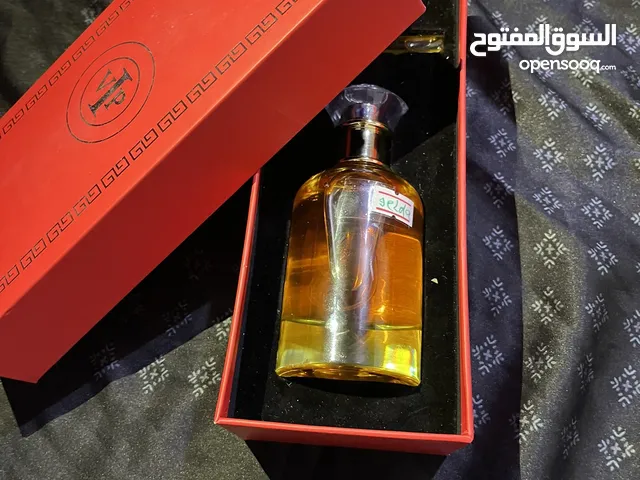 عطر إطالية أصيلة عود نادر مزيج توابل وخشب عطر فاخر هيبه وفخامة يدوم كثر من 24 ساعه