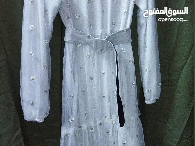 white daisy dress فستان ابيض