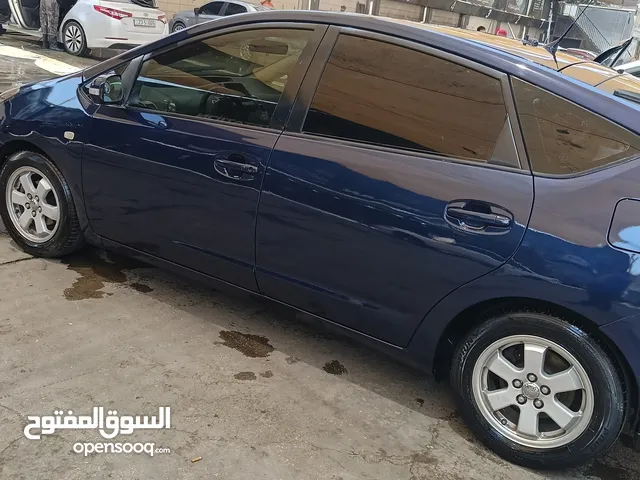 Used Toyota Prius in Zarqa