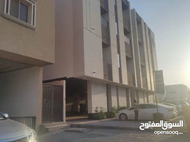 152 m2 3 Bedrooms Apartments for Rent in Al Riyadh Al Malaz