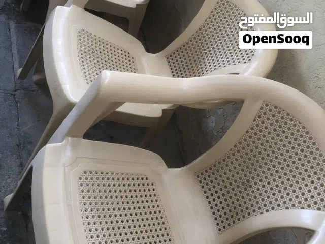 كراسي مستعملات 3 قطع نضيفات