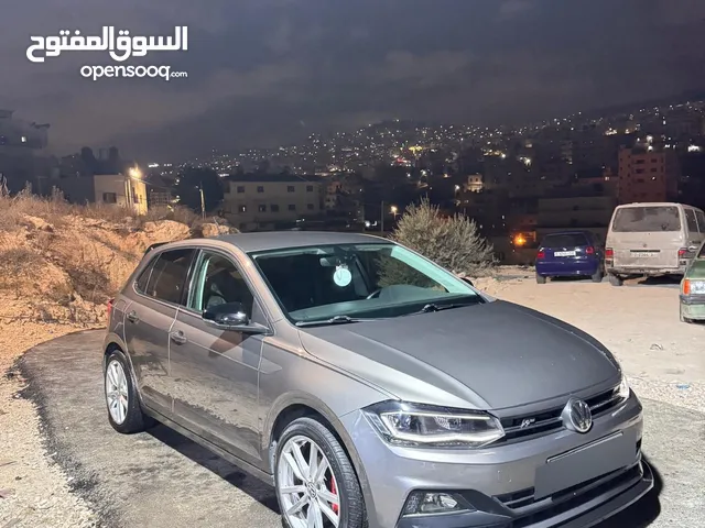 سياره رياضيه شبابيه