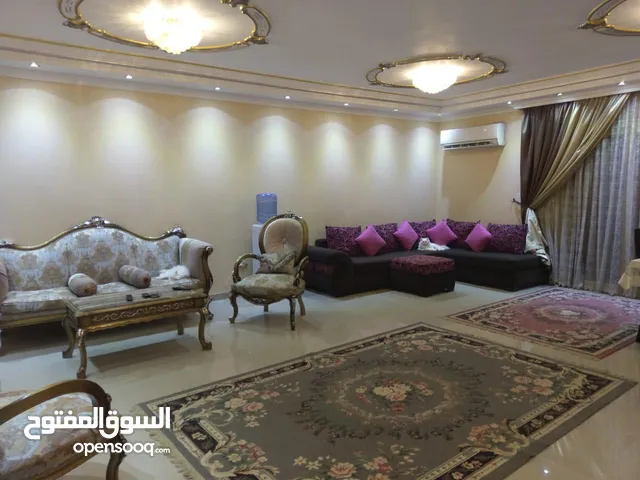 200m2 3 Bedrooms Apartments for Sale in Giza Haram