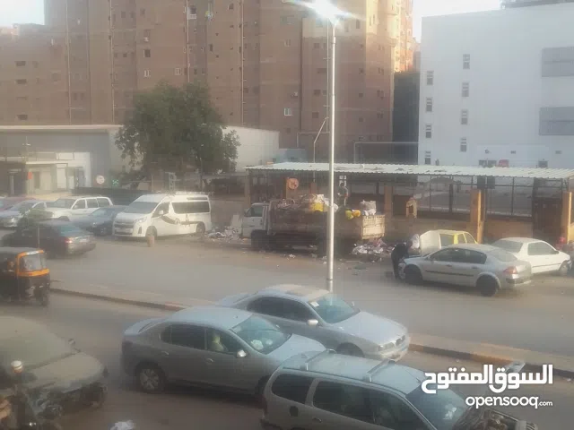 للبيع شقه بشارع العروبه الرئيسي