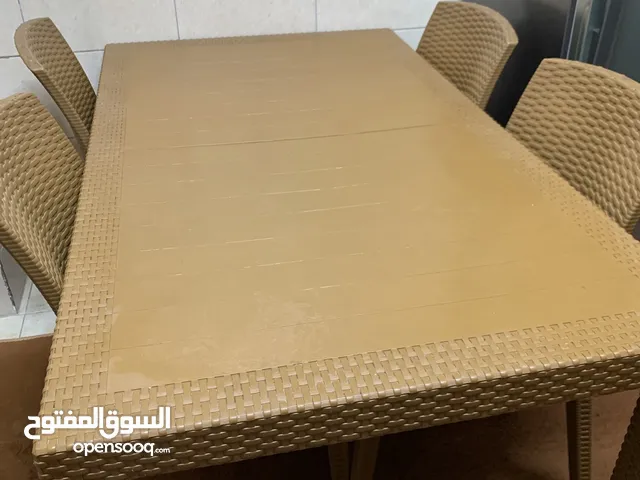 طاوله شبه جديد