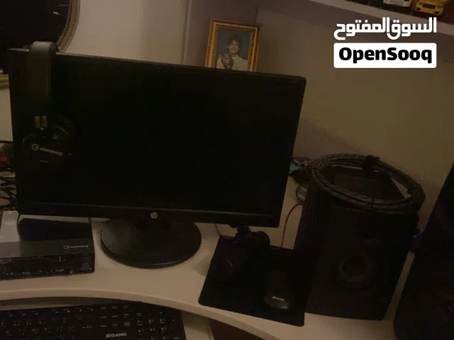 شاشه تلفزيون نظيف جدا سعره 15