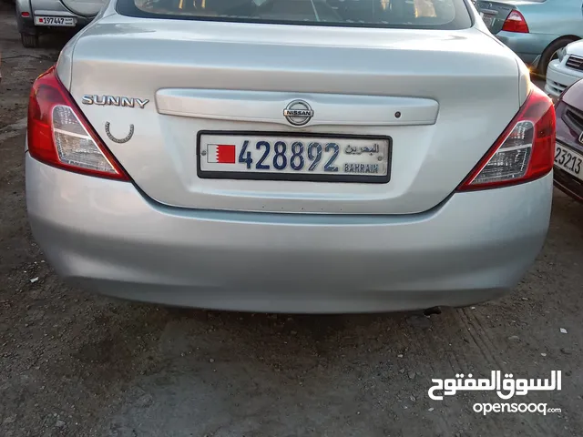 Nissan Sunny S in Central Governorate