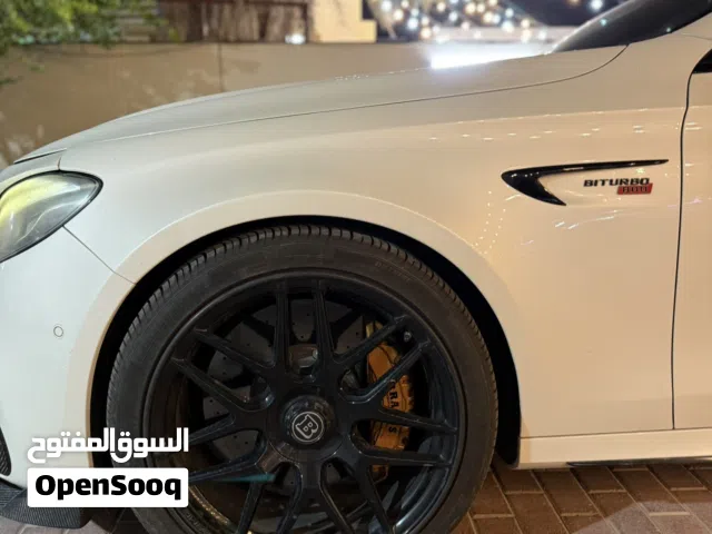 2017 مرسيدس بنز الفئة-E E 63 AMG
