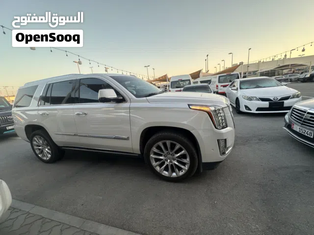 2020 كاديلاك اسكاليد ESV