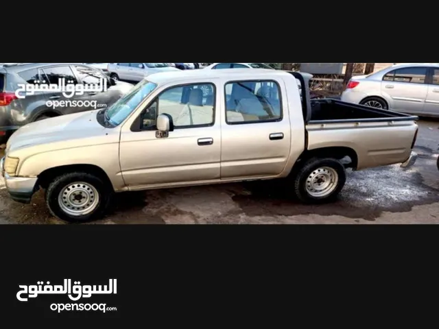 Used Toyota Hilux in Al Hudaydah