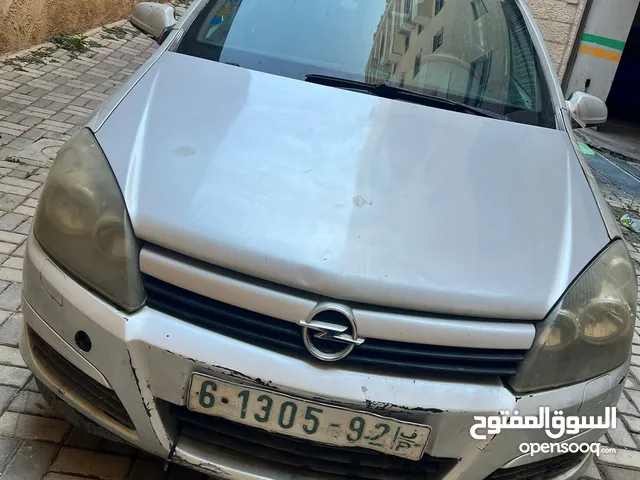 Used Opel Astra in Ramallah and Al-Bireh