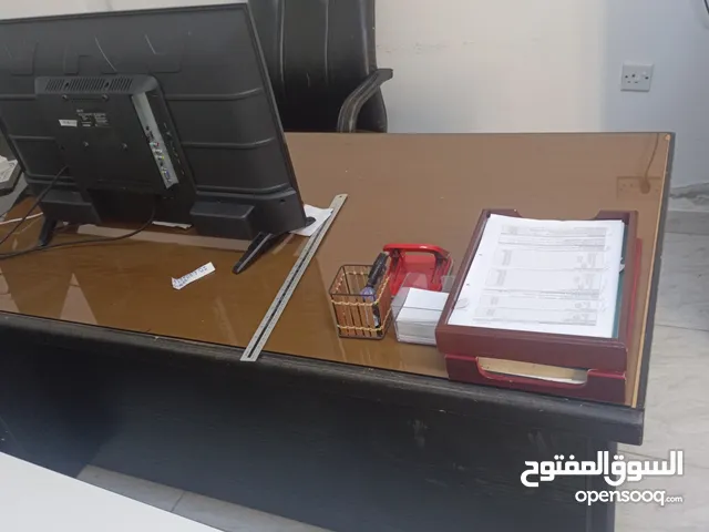 طاولات مكتب