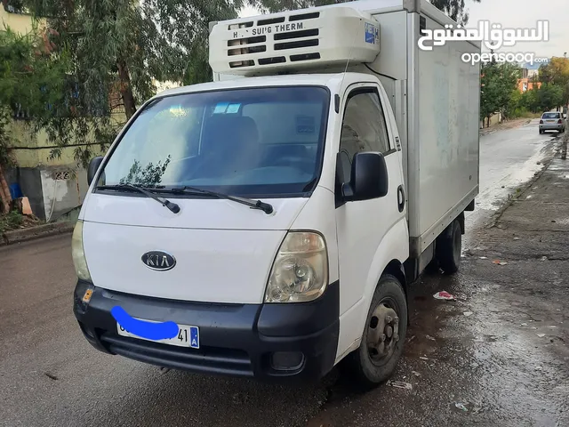 kia 3000 للبيع