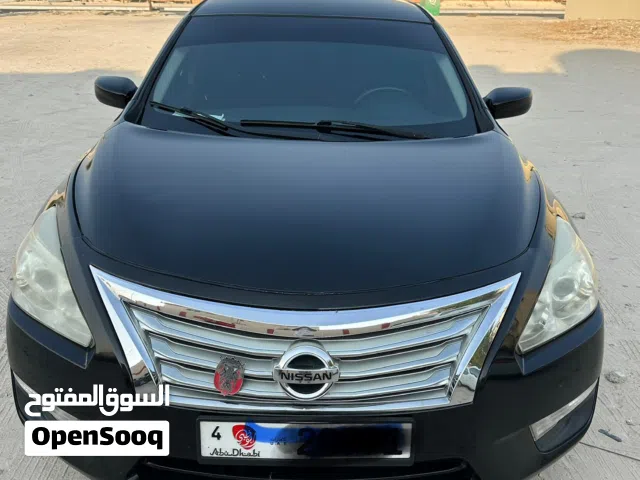 2014 نيسان التيما SV