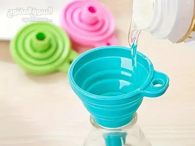 1pc Collapsible Silicone Funnel - Flexible, Space-Saving Design for Kitchen