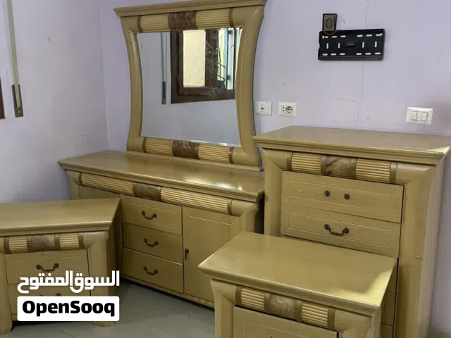 غرفة نوم مستعملة
