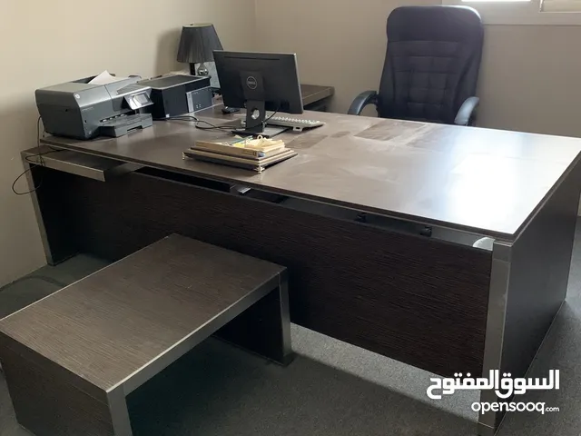 اثاث مكتبي - استعمال خفيف