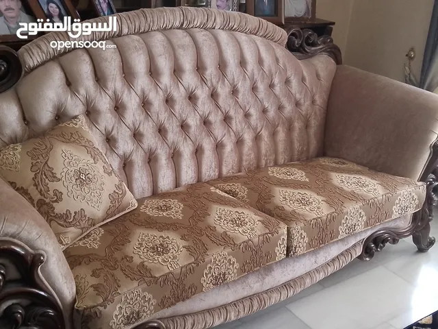 طقم جلوس فاخر للبيع في مدينة السلط