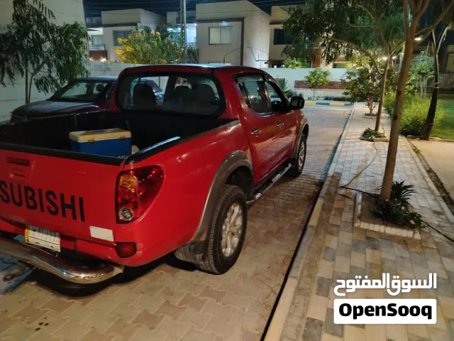 2015 ميتسوبيشي L200 Double Cab GL