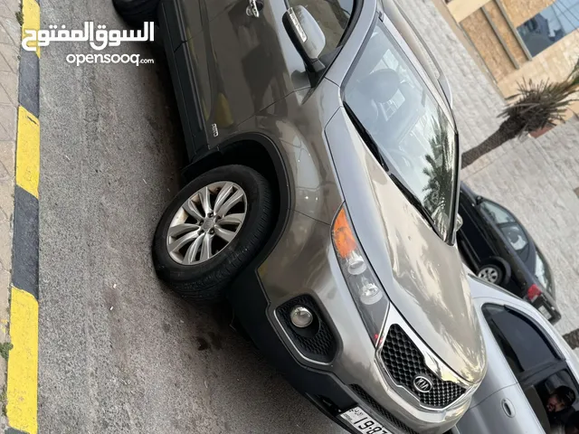 Used Kia Sorento in Amman