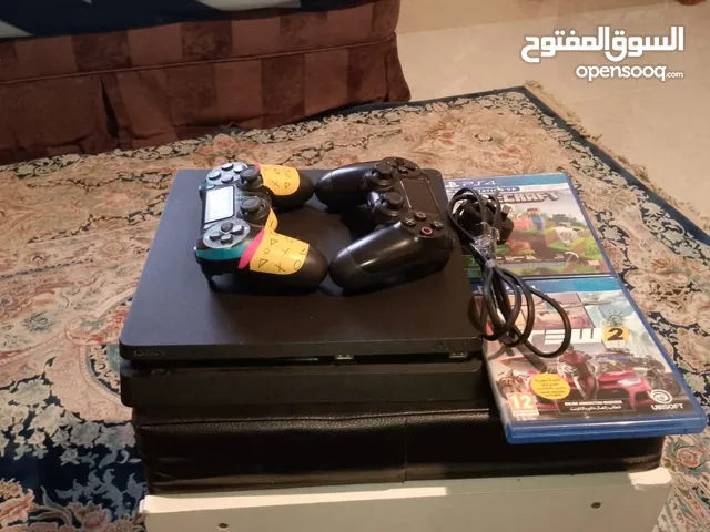 للبيع بلاستيشن4 سلم