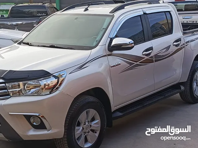 Used Toyota Hilux in Jerash