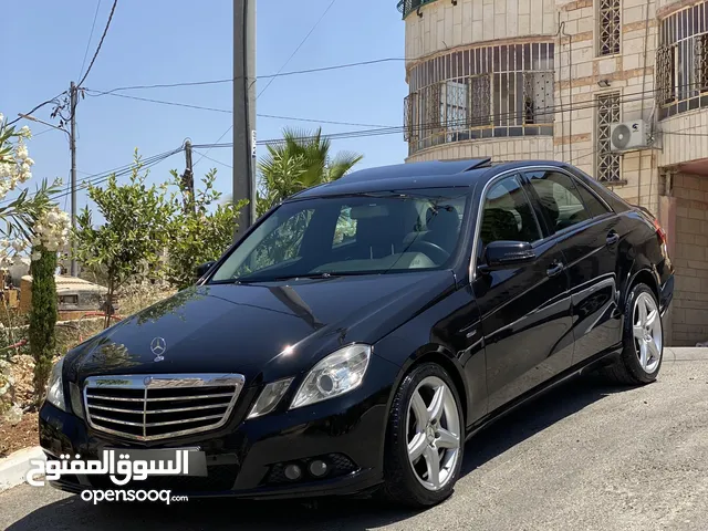 مرسيدس E200 للبيع