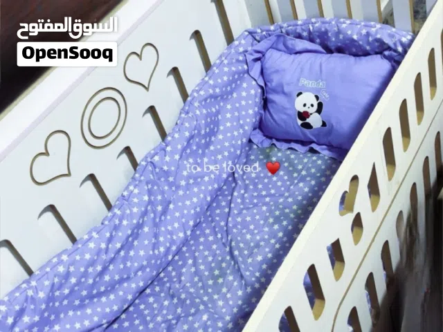 تخت بيبي مستعمل بحاله ممتازه