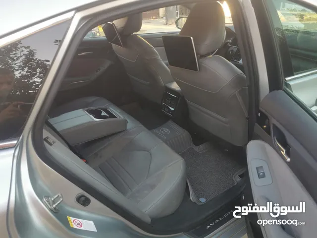 Used Toyota Avalon in Baghdad