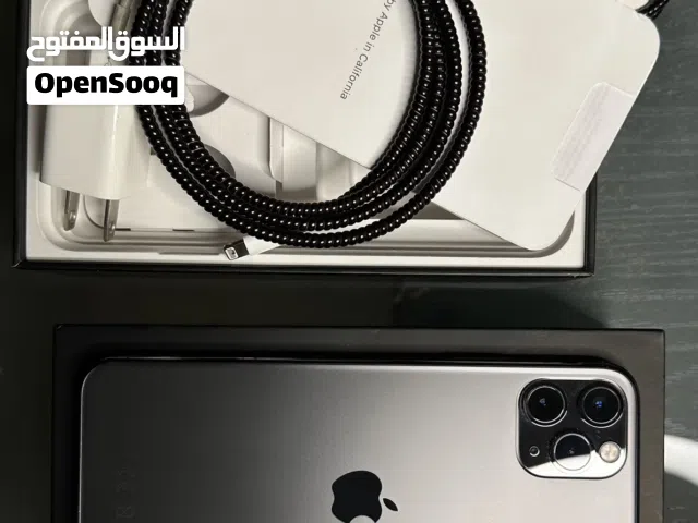 للبيع IPhone 11 Pro Max 256  بحاله ممتازه قمه في النظافه