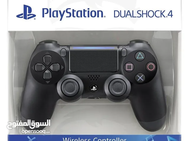 Playstation 4 Controller New (Still in Box) يد البلايستيشن 4 لسا العلبة مسكرة