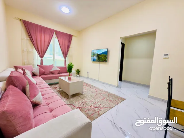 z9 غرفه وصاله مفروش اول ساكن -وسط عجمان -شارع خليفه -بجوار جراند مول -وقريب من كورنيش عجمان