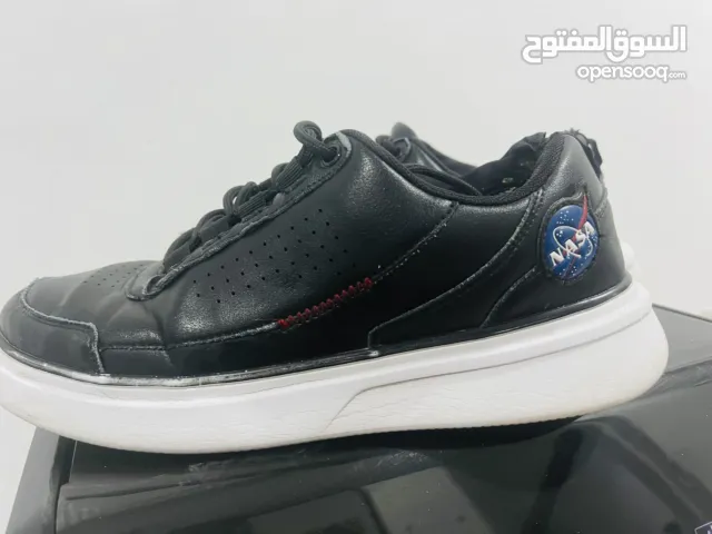 Black shoes for men  فرصة