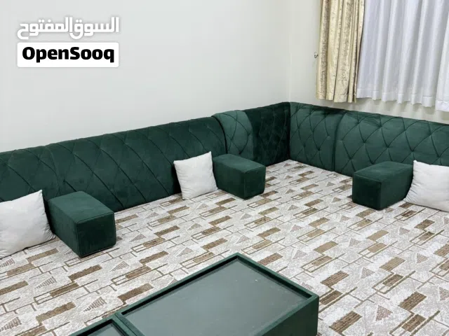 جلسة أرضية نظيفة