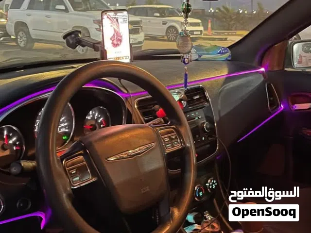 2013 كرايسلر 200 200C