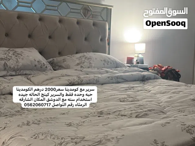 اثاث مستعمل سرير و طاوله جانبيه و المرتبه و مكتبتان وطاوله ذات ادراج و ارفف تخزين و طاوله القهوه