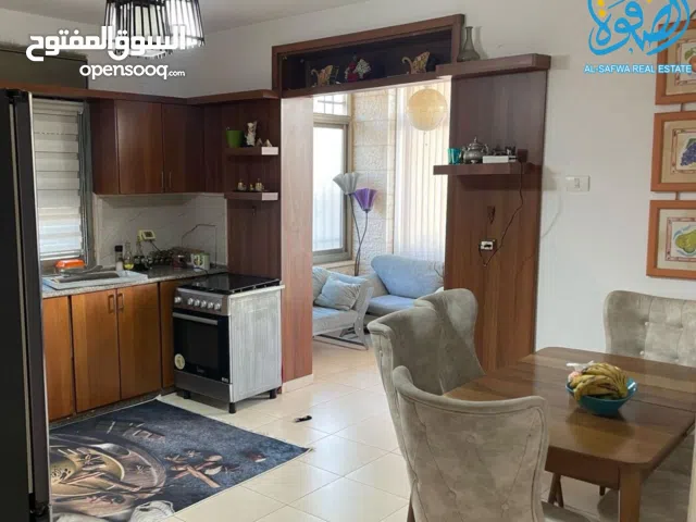 شقه مميزه جدا للايجار مفروشه بالكامل مع اطلاله - البيره قرب شركه غرغور