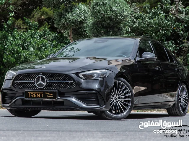 Mercedes C200 2022 Mild hybrid Amg kit Night Package السيارة وارد المانيا و قطعت مسافة 30,000 كم