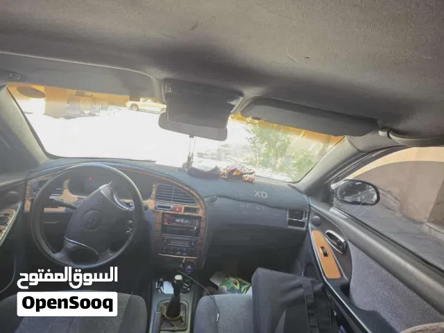 2000 هيونداي افانتي Limited