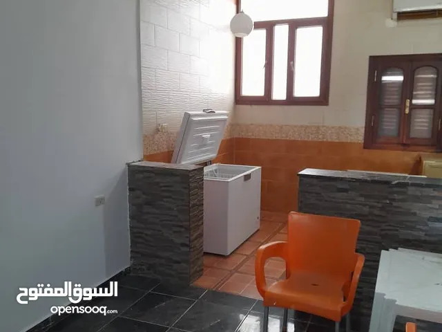 140 m2 2 Bedrooms Apartments for Rent in Tripoli Hai Alandalus