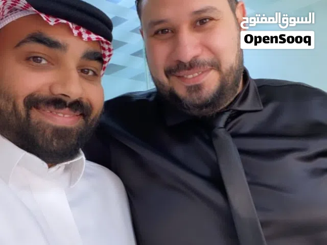 محامي ومستشار قانوني مصري