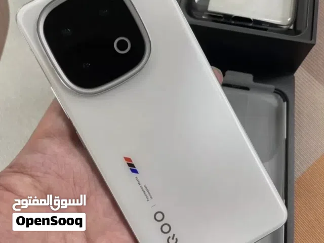 VIVO IQOO 13 LEGEND EDITION 12/256 VARIANT