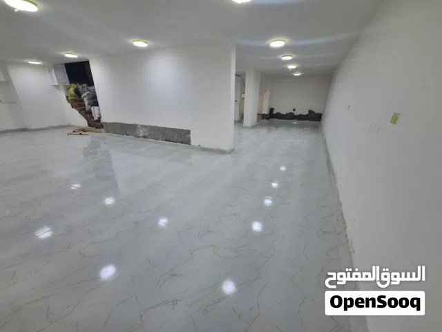 مرخص تجاري بدروم مساحه 180 متر تشطيب ممتاز يصلح لمعظم الانشطه التجاريه