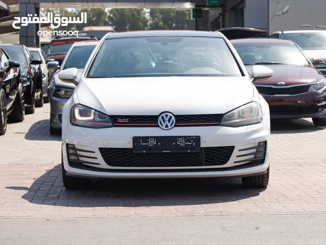 فولكس واجن جولف GTI موديل 2016 خليجي بحاله الوكاله قمه بلنظافه جاهزه للتسجيل والاستخدام