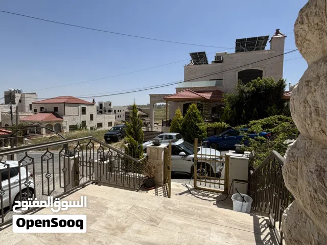 205 m2 3 Bedrooms Apartments for Rent in Amman Jubaiha