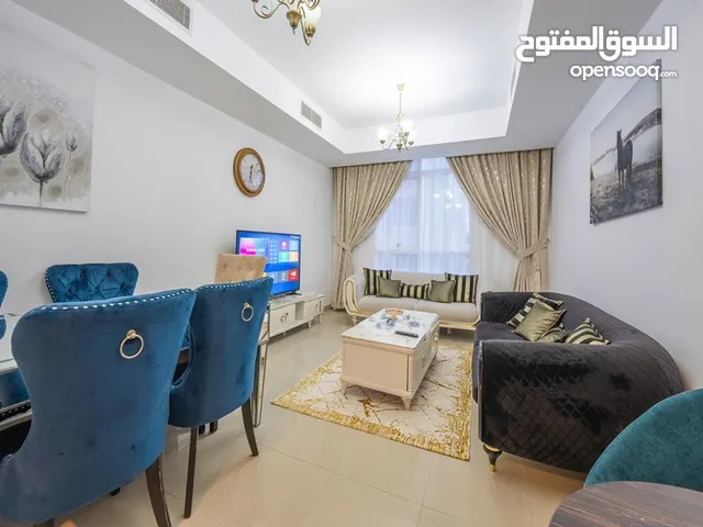 لشارقه الخان برج الشاطئ2 غرفة وصالة مساحه كبيره ومطبخ فيه جميع الاغراض و2حمام ثاني ساكن فرش سوبر
