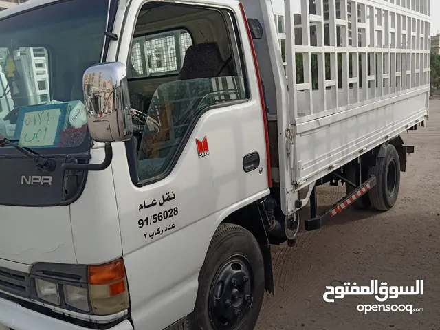 ايسوزو ها ف لوري 2004 مكيف السياره نظيفه