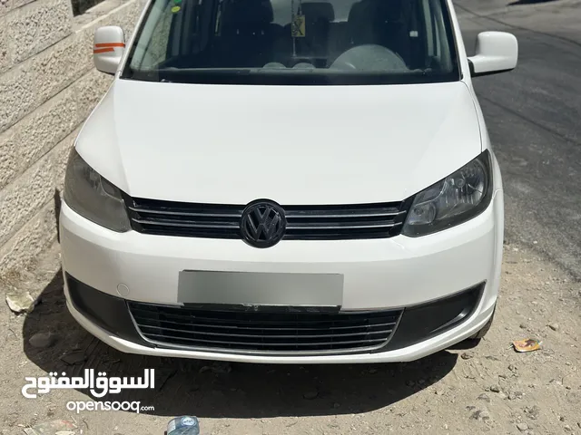 كادي 2014 متور 1600السياره بلصلاة على النبي عداد اصلي 94000السياره مش مهيونه السياره فحص نضيف
