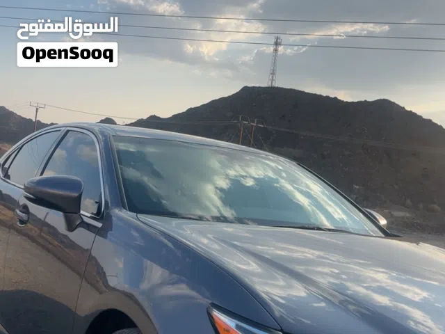 لكزس ES350  موديل 2017