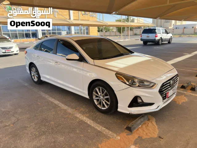 هونداي سوناتا 2018 ممتازة للبيع على  21000 درهم قابل بالمعقول موقع السيارة في العين - العالية